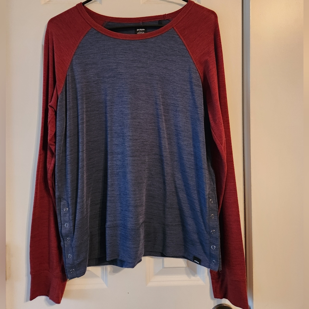 PrAna Sol Searcher Long Sleeve Top, Size M, Blue and Rust
